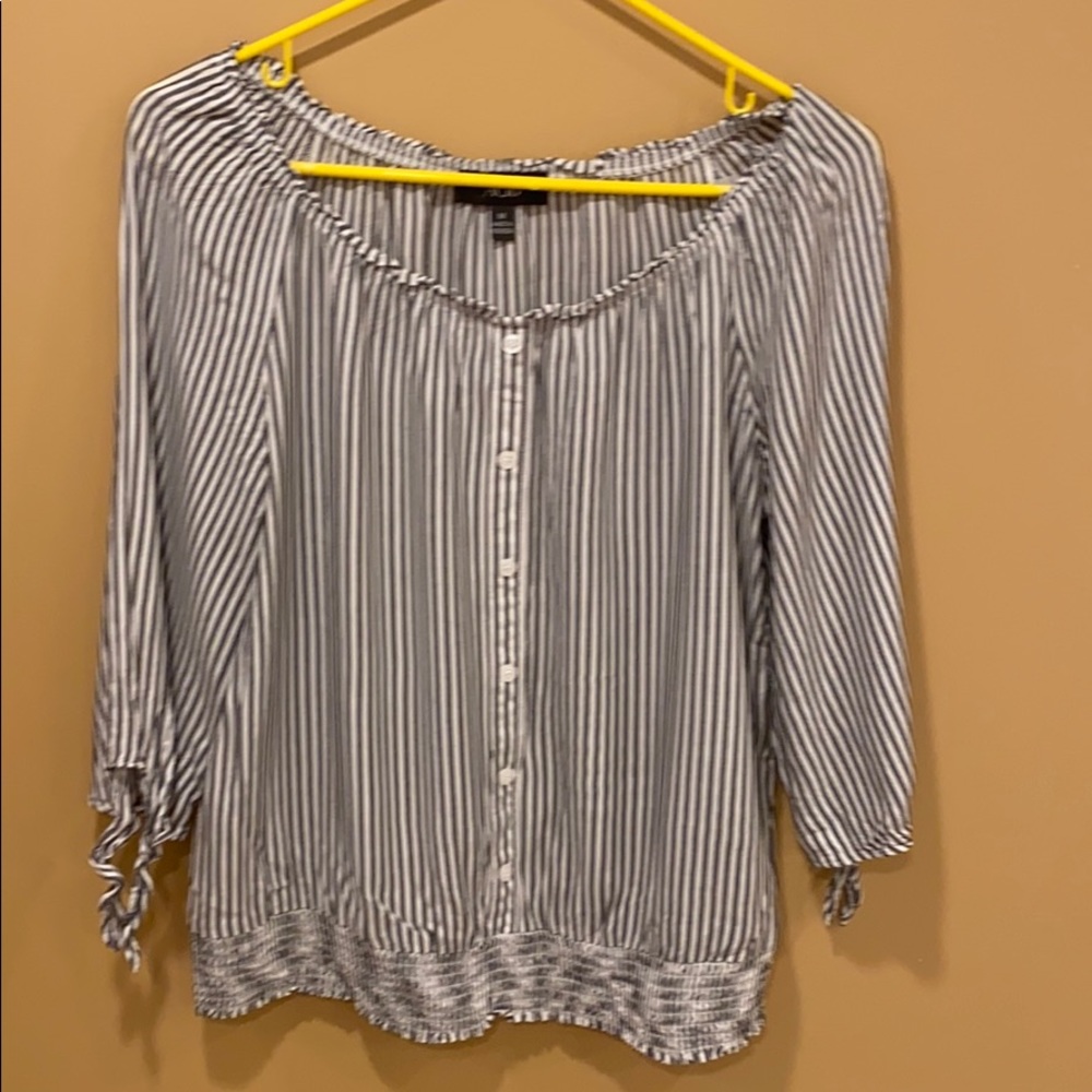 AGB Women’s Blouse